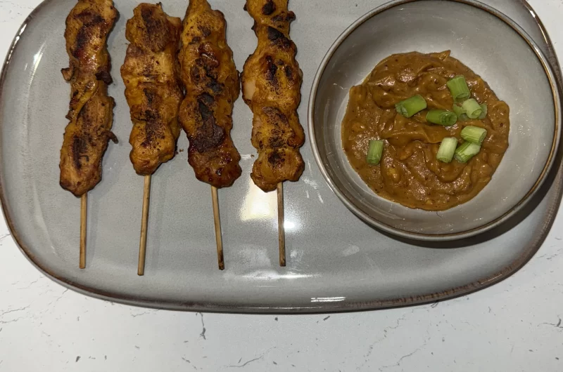 Low Calorie So Don't Worry Be Happy Satay Chicken Skewers